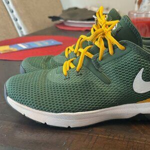 Nike Air Max Typha 2 (Green Bay Packers)